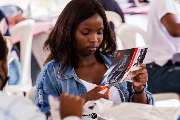 A lady attending the program
